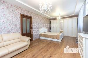 Дом 219м², 2-этажный, участок 12 сот.  