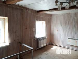 Дом 30м², 2-этажный, участок 5 сот.  