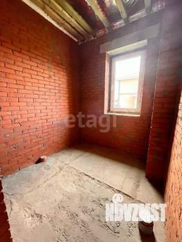 Дом 100м², 2-этажный, участок 6 сот.  