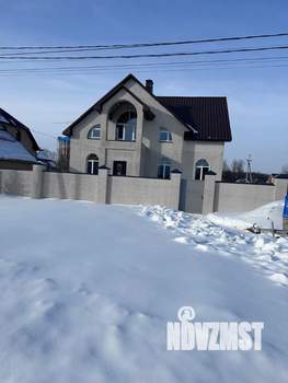 Дом 213м², 2-этажный, участок 12 сот.  