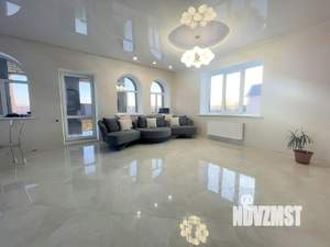 Коттедж 147м&sup2;, 2-этажный, участок 8 сот.  