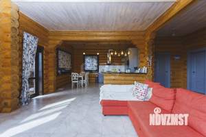 Дом 188м&sup2;, 2-этажный, участок 8 сот.  