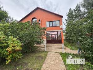 Дом 400м², 3-этажный, участок 20 сот.  