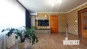 Дом 95м&sup2;, 1-этажный, участок 6 сот.  