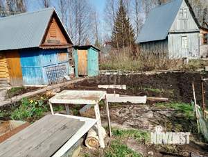 Дом 18м², 2-этажный, участок 4 сот.  