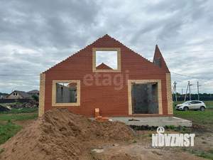 Дом 100м², 2-этажный, участок 6 сот.  