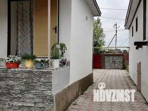 Дом 195м², 2-этажный, участок 10 сот.  