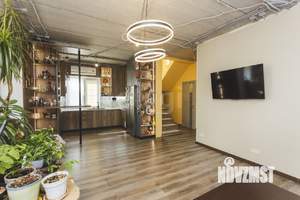 Дом 149м&sup2;, 2-этажный, участок 8 сот.  