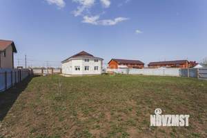 Дом 284м², 2-этажный, участок 15 сот.  