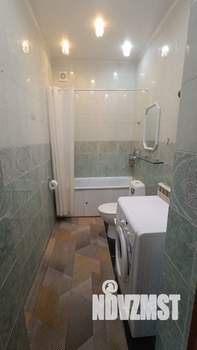 Дом 220м², 2-этажный, участок 10 сот.  