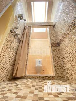 Коттедж 244м², 2-этажный, участок 18 сот.  