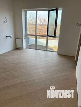 Коттедж 185м², 2-этажный, участок 6 сот.  