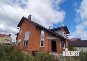 Коттедж 380м², 3-этажный, участок 10 сот.  