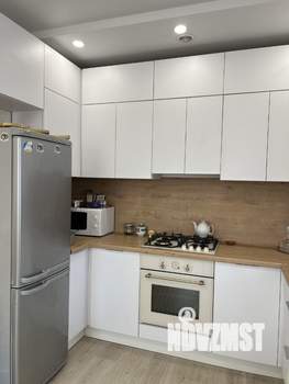 Коттедж 140м², 2-этажный, участок 10 сот.  