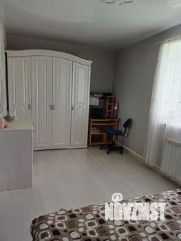 Дом 200м², 3-этажный, участок 16 сот.  