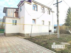 Дом 195м², 2-этажный, участок 10 сот.  