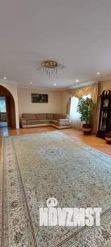 Коттедж 400м&sup2;, 2-этажный, участок 7 сот.  