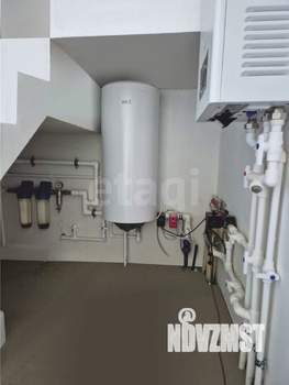 Дом 136м&sup2;, 2-этажный, участок 6 сот.  