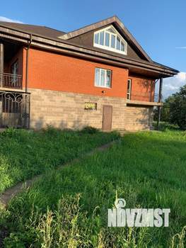 Коттедж 470м², 3-этажный, участок 9 сот.  