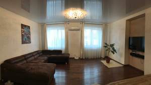 Дом 220м², 2-этажный, участок 8 сот.  
