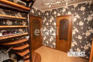 Дом 146м², 2-этажный, участок 6 сот.  