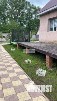 Коттедж 240м², 2-этажный, участок 10 сот.  