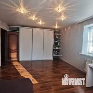 Коттедж 250м², 2-этажный, участок 10 сот.  