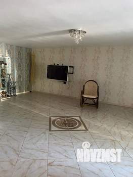 Коттедж 323м&sup2;, 3-этажный, участок 12 сот.  