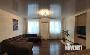 Коттедж 220м², 2-этажный, участок 7 сот.  