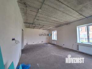 Коттедж 220м², 2-этажный, участок 6 сот.  