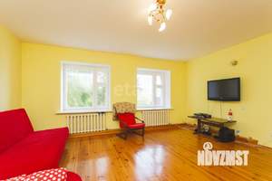 Дом 281м², 3-этажный, участок 15 сот.  