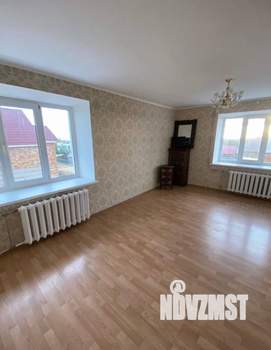 Дом 190м², 3-этажный, участок 15 сот.  