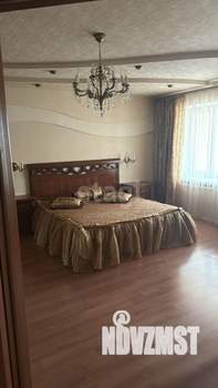 Дом 190м², 3-этажный, участок 0 сот.  