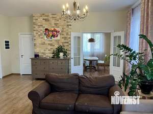 Таунхаус 200м², 3-этажный, участок 8 сот.  