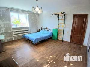 Дом 93м², 2-этажный, участок 15 сот.  