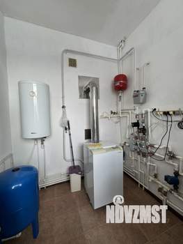 Коттедж 280м², 2-этажный, участок 15 сот.  