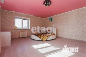 Дом 280м², 3-этажный, участок 8 сот.  
