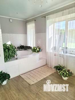 Коттедж 165м², 2-этажный, участок 20 сот.  