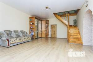 Дом 230м², 2-этажный, участок 8 сот.  