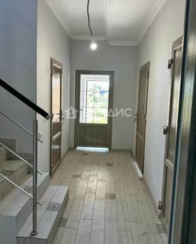 Дом 274м², 2-этажный, участок 1111 сот.  