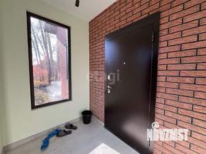 Дом 240м², 2-этажный, участок 13 сот.  