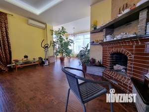 Коттедж 470м², 3-этажный, участок 9 сот.  