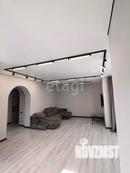 Дом 170м², 2-этажный, участок 8 сот.  