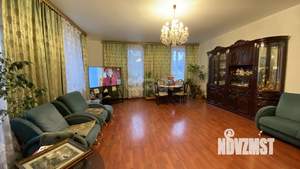 Коттедж 375м², 2-этажный, участок 5 сот.  