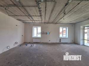 Коттедж 220м², 2-этажный, участок 6 сот.  