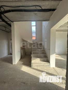 Дом 170м², 2-этажный, участок 6 сот.  