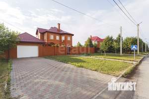 Дом 194м², 2-этажный, участок 20 сот.  