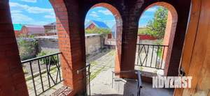 Дом 330м², 3-этажный, участок 15 сот.  