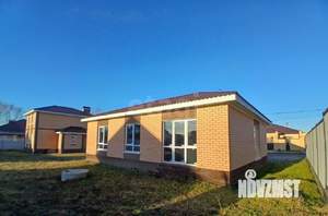 Дом 100м&sup2;, 1-этажный, участок 6 сот.  