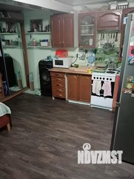 Дом 61м², 2-этажный, участок 4 сот.  